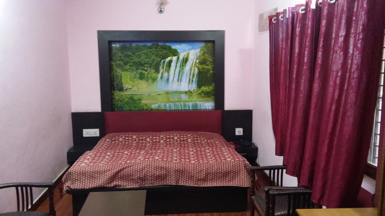 Oyo 6001 Hotel City Palace Dehradun Buitenkant foto