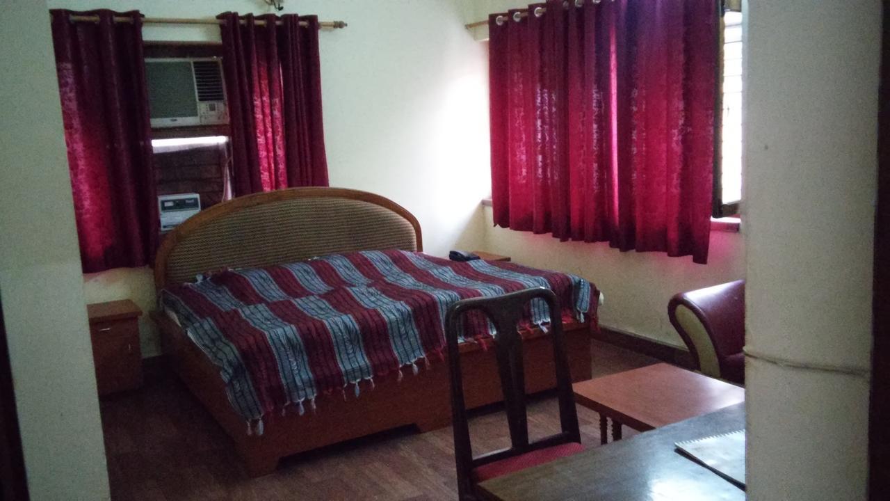 Oyo 6001 Hotel City Palace Dehradun Buitenkant foto