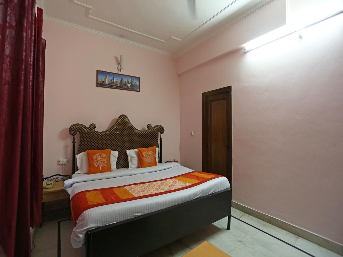 Oyo 6001 Hotel City Palace Dehradun Buitenkant foto
