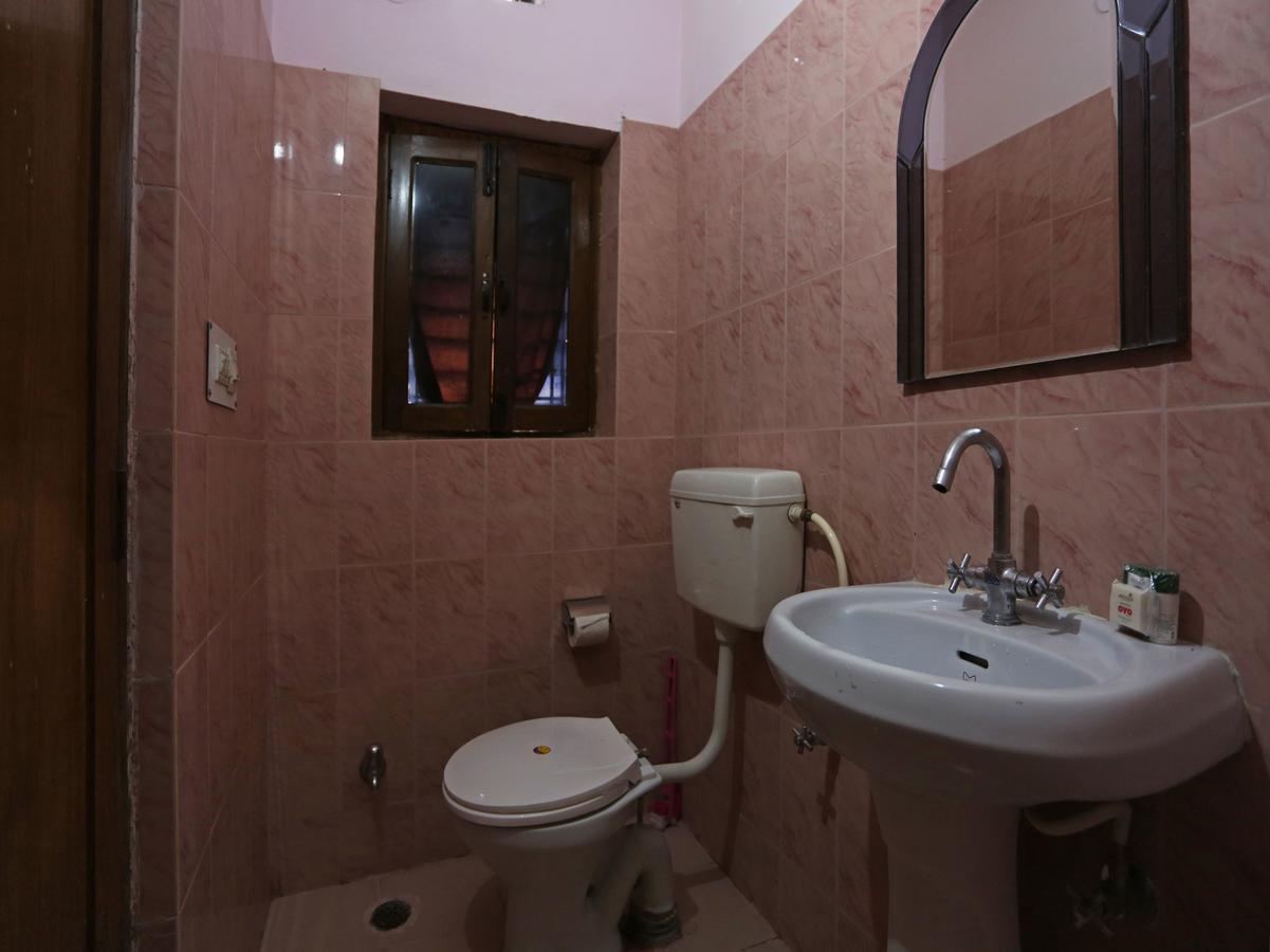 Oyo 6001 Hotel City Palace Dehradun Buitenkant foto